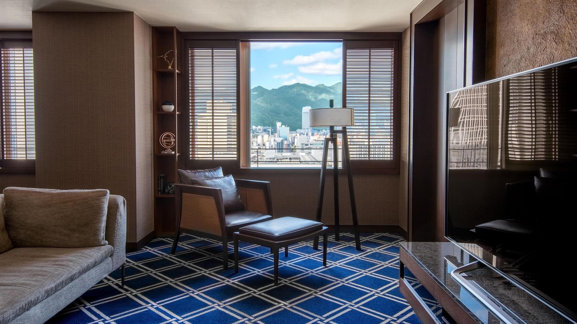 Oriental Hotel Kobe Buitenkant foto A room at the hotel
